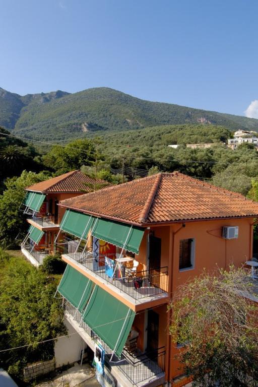 Milos Studios Parga Exteriör bild