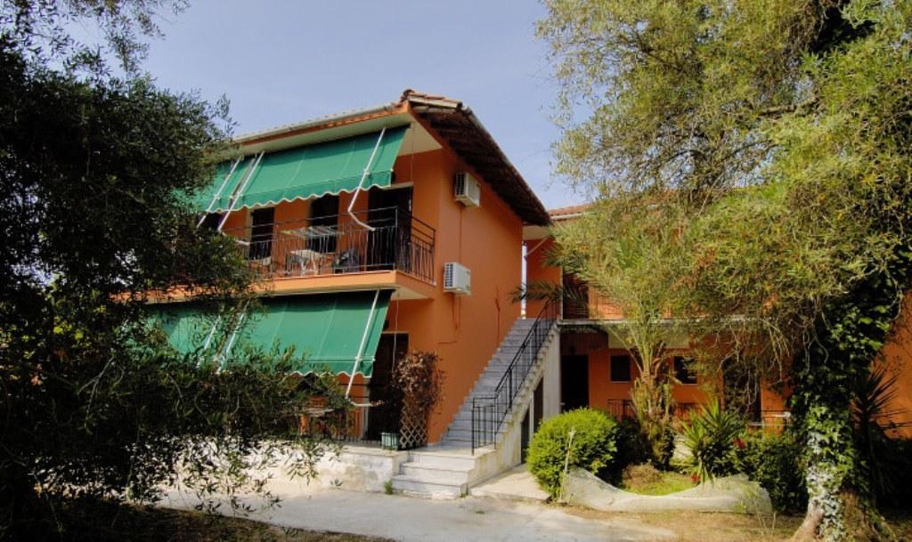 Milos Studios Parga Exteriör bild